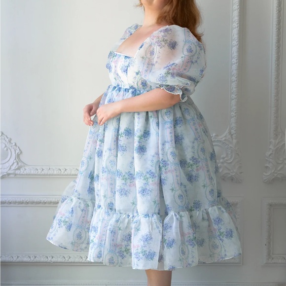 Selkie La Belle Etoile French Puff Dress - Picture 2 of 9